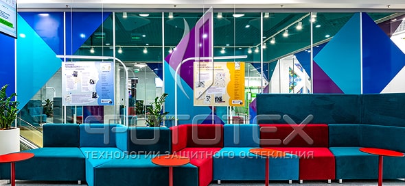 Банках, музеях, ювелирных магазинах;